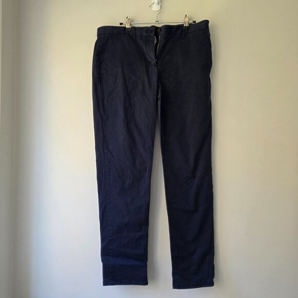 GAP Broken-In Khaki Pants | Size 8 | Navy Blue Straight Leg Pockets Zip Fly - Picture 1 of 9